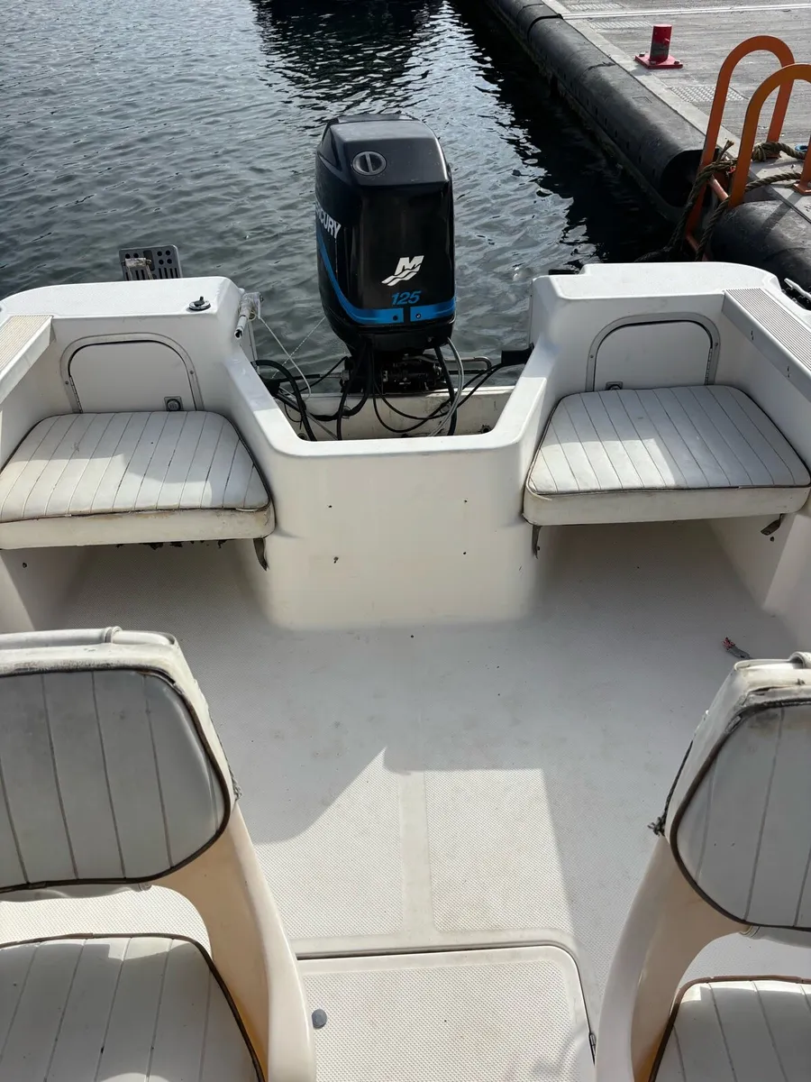 Trophy 1802 boat - Image 4