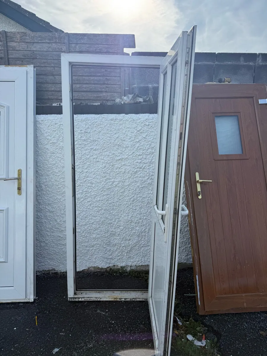 Pvc, Back door - Image 4