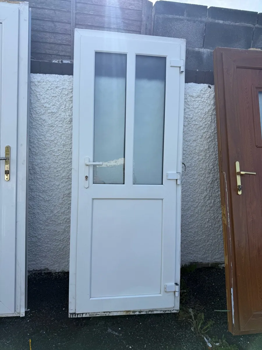 Pvc, Back door - Image 2