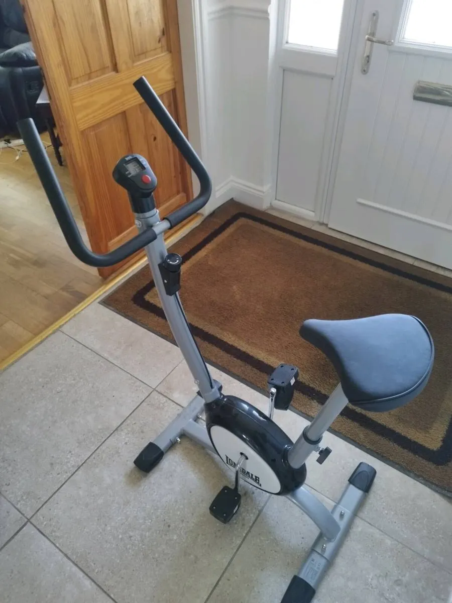 Exercise bike - Image 2