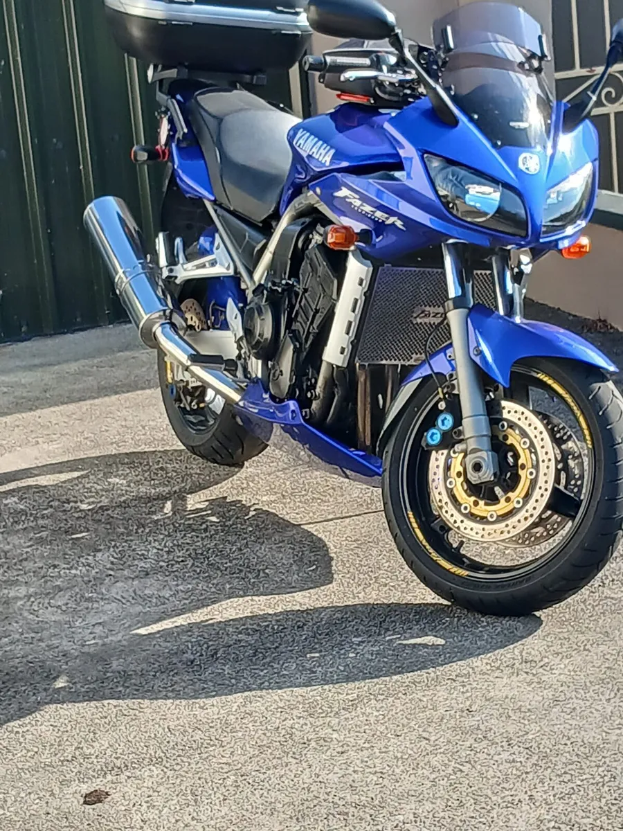 Yamaha Fazer 1000 - Image 1