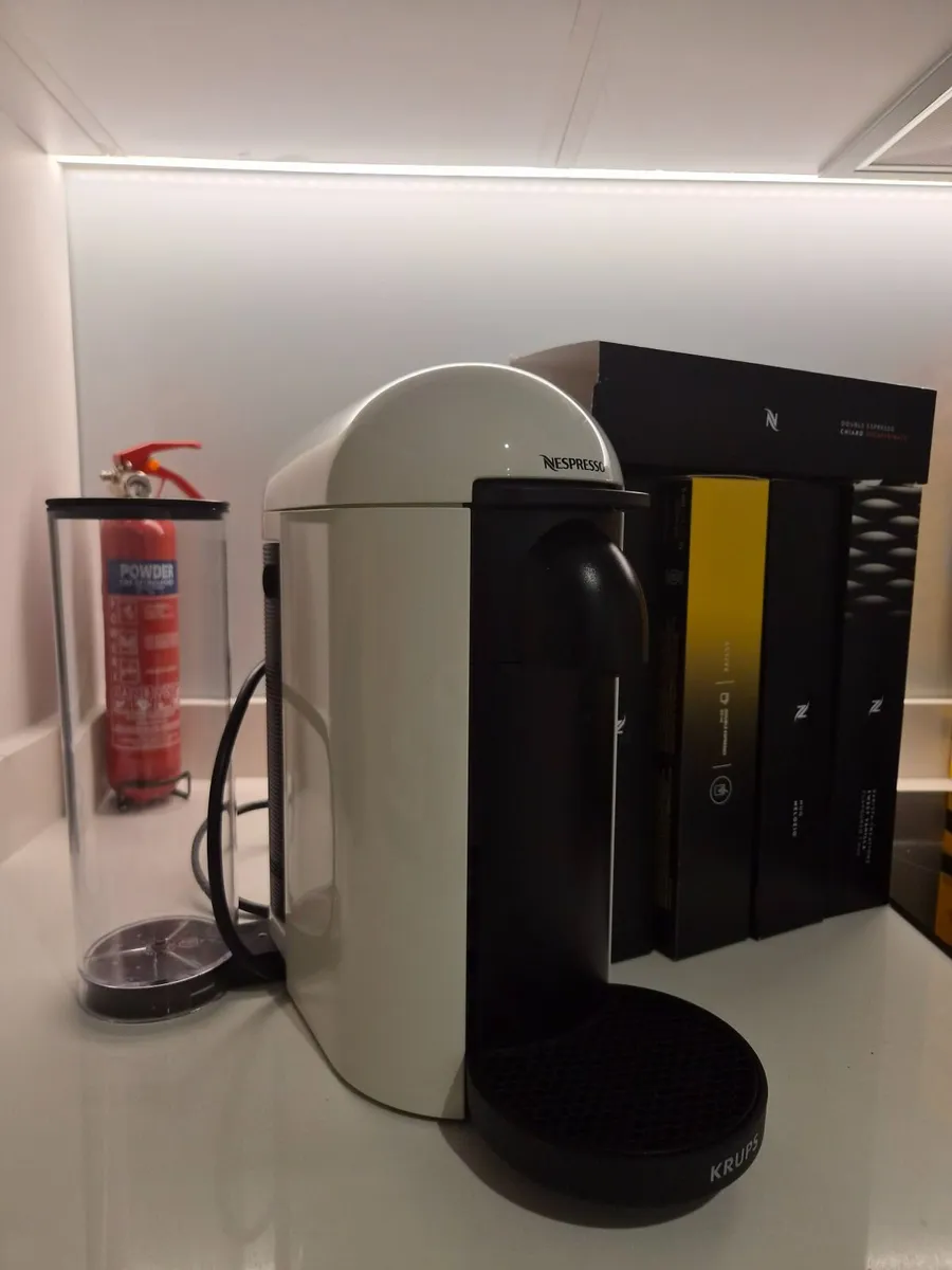 Krups Nespresso Vertuo Plus Pod Coffee Machine - Image 4