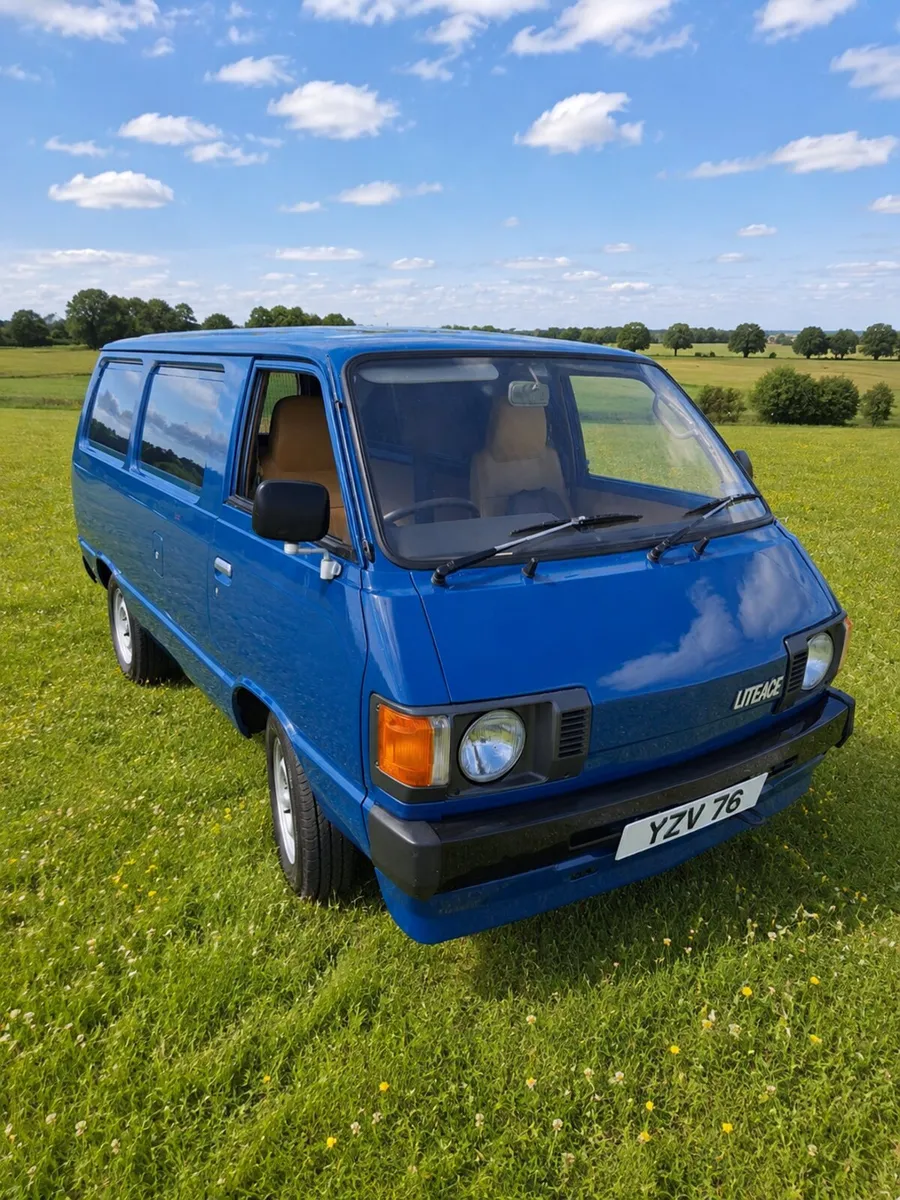 1985 Toyota Liteace KM20 - Image 2