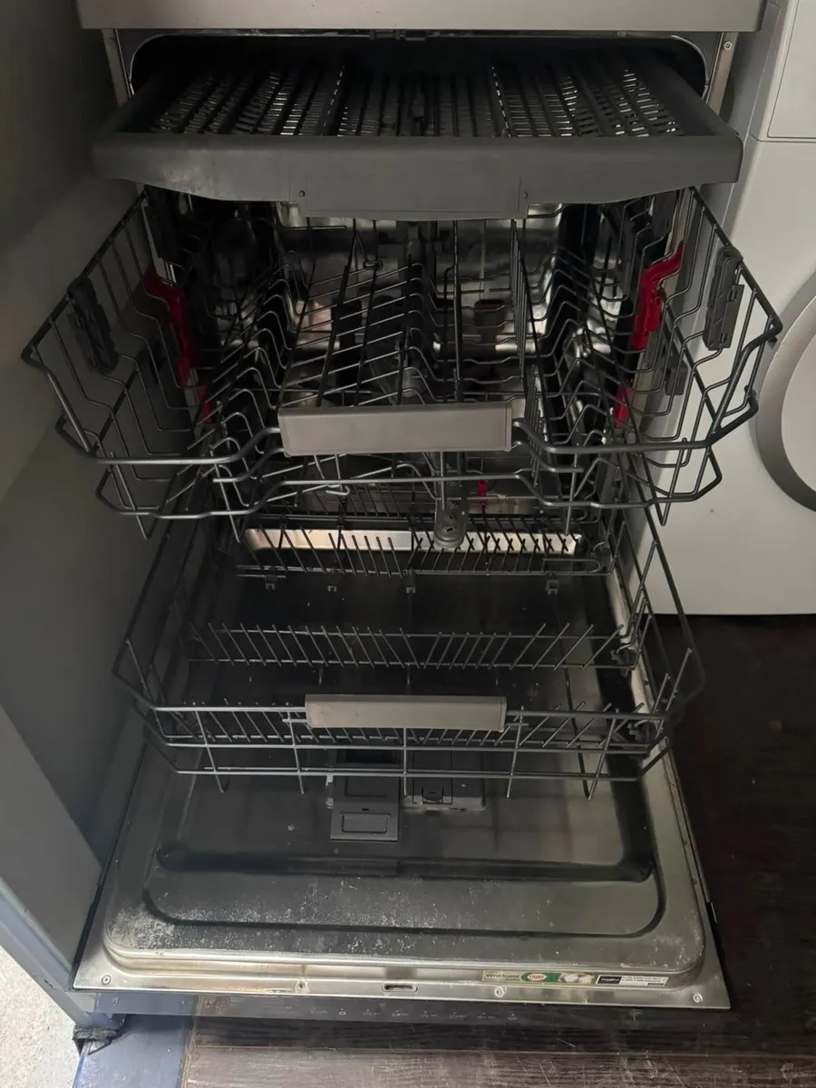 Whirlpool dishwasher - Image 2