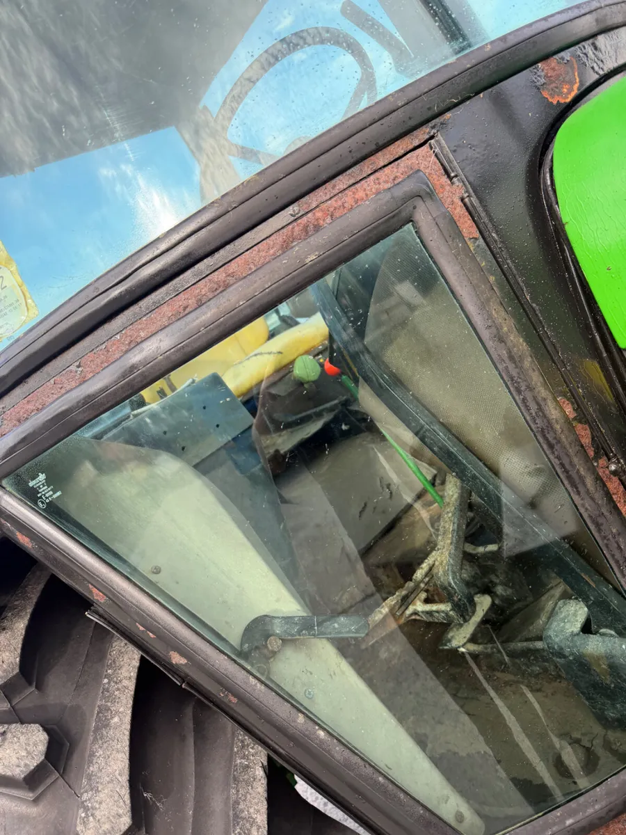 John Deere 2140 - Image 4