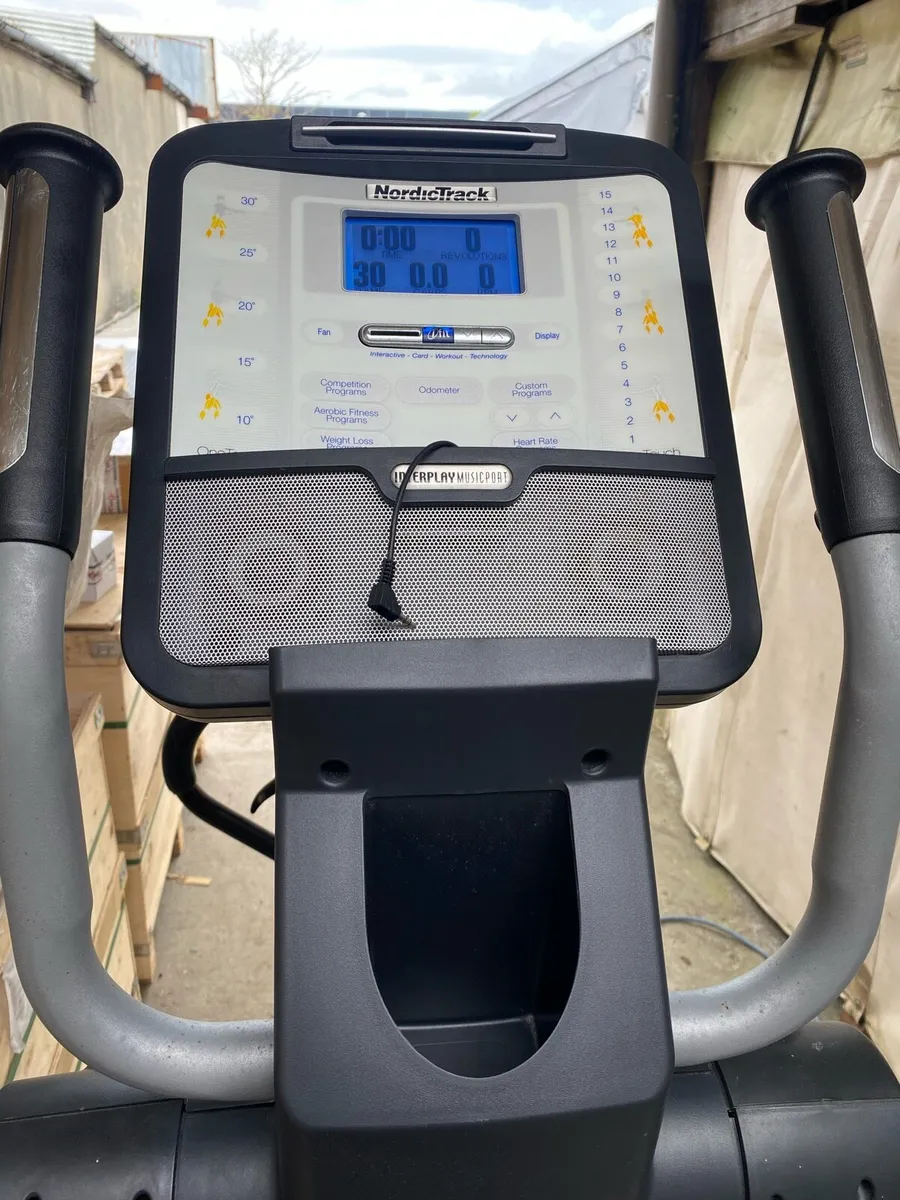 Heavy Duty NordicTrack AudioStrider CrossTrainer - Image 4