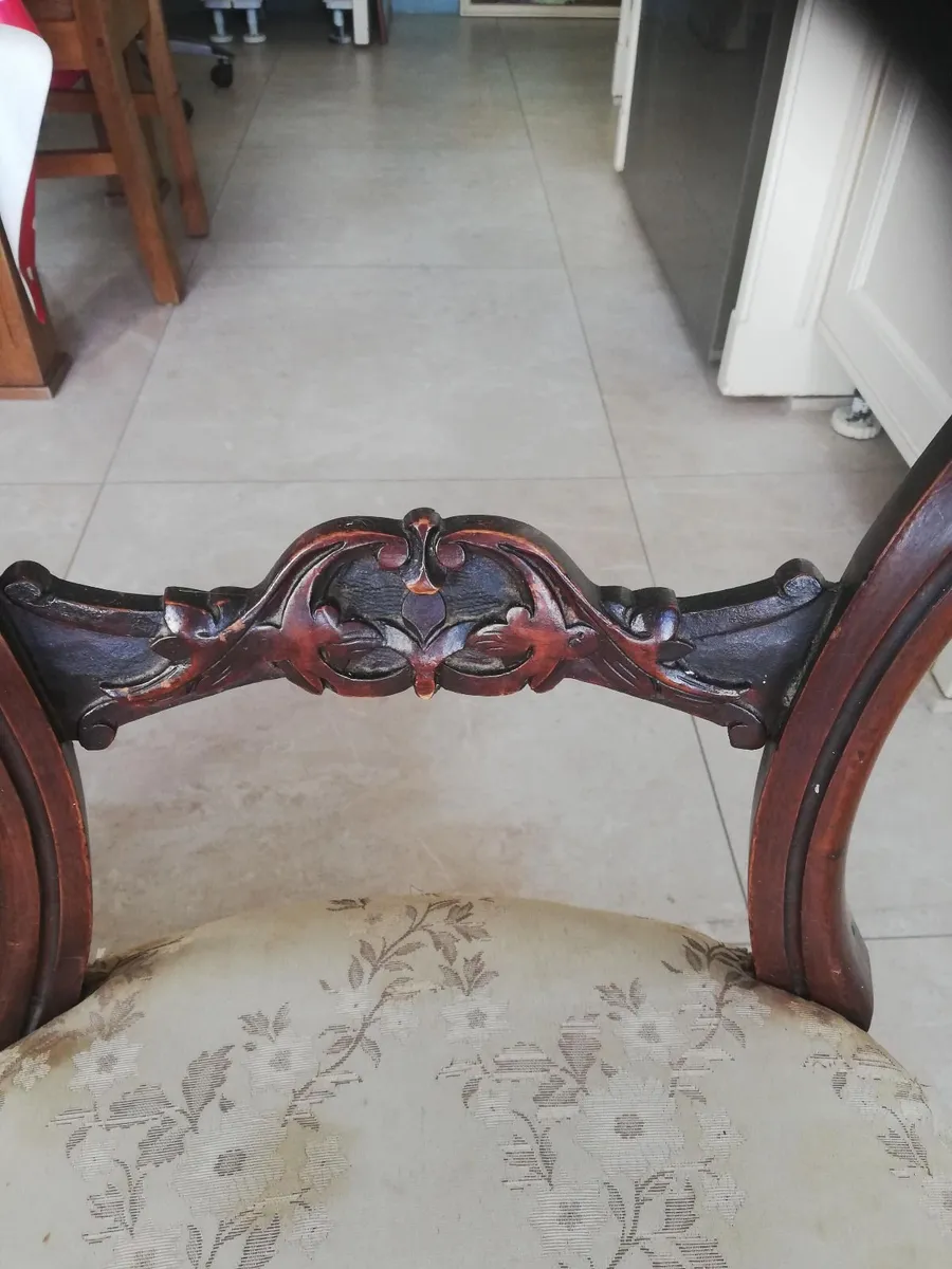Chairs - Image 4