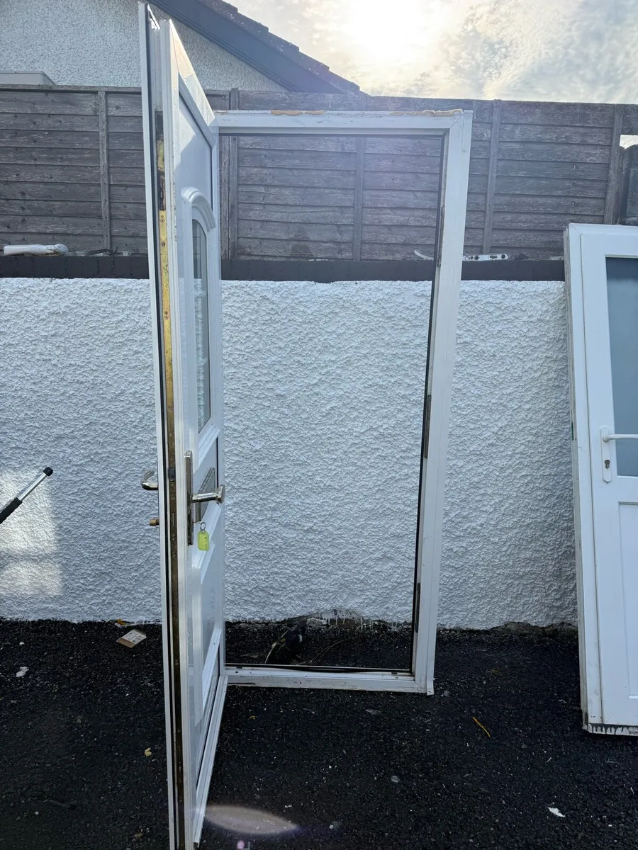 Pvc front door - Image 4