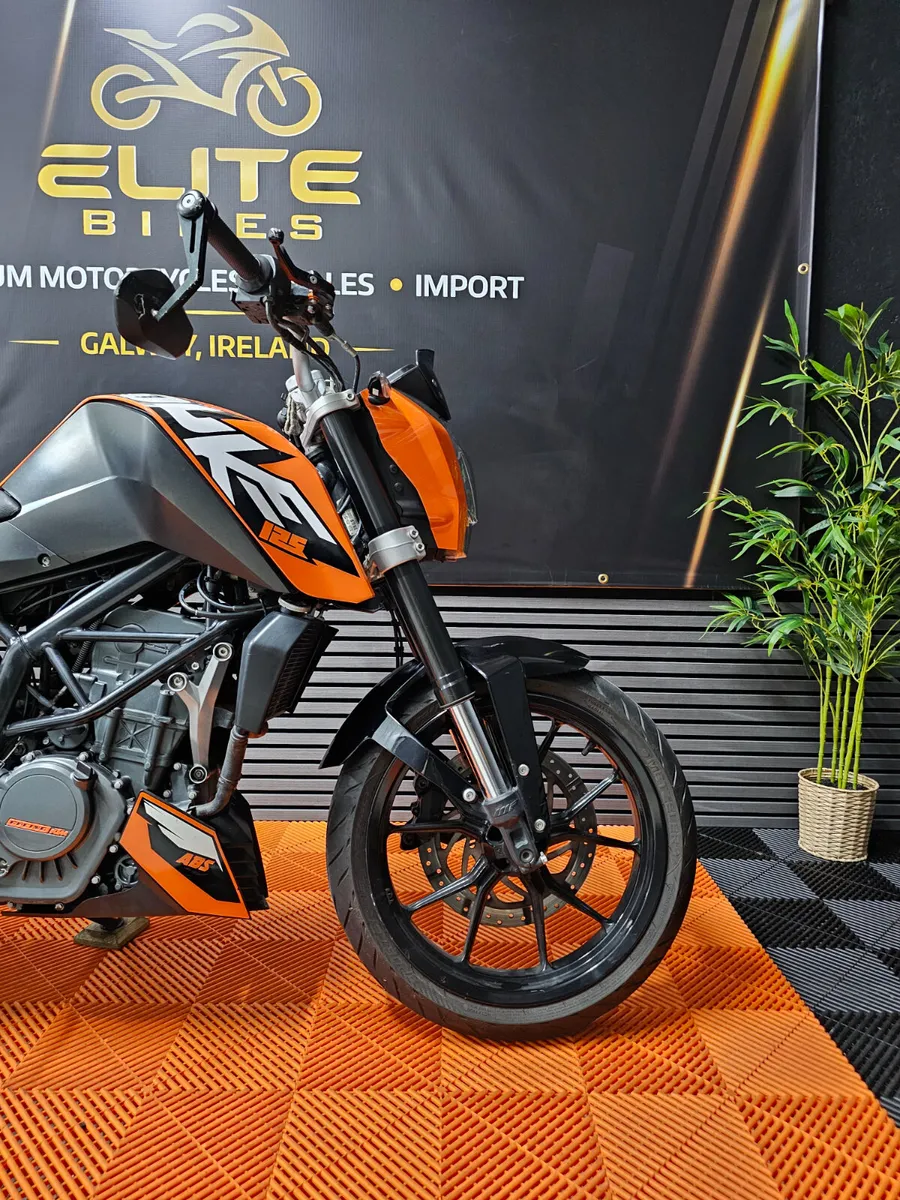 Ktm Duke 125 - Image 2