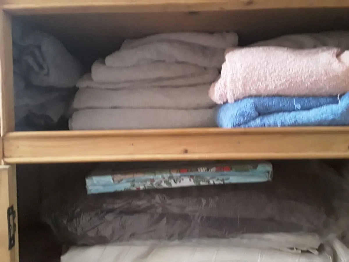 solid pine large unit good conditio - Image 2