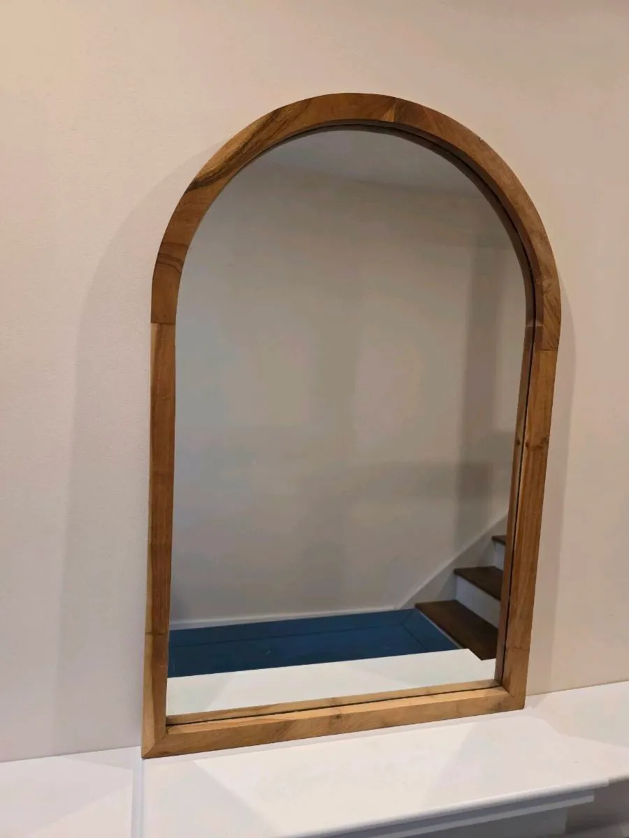 Mirror - Image 1