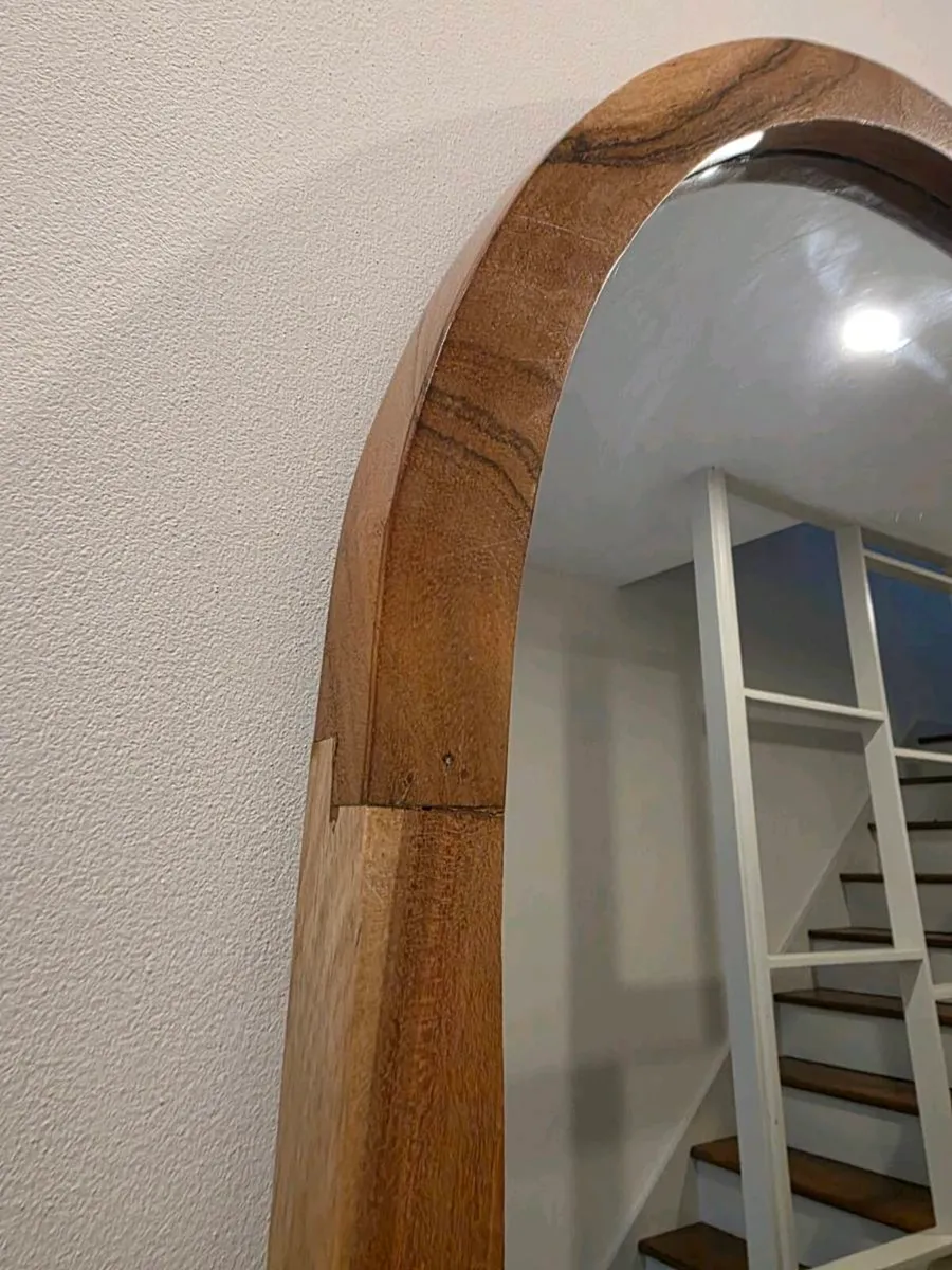 Mirror - Image 2