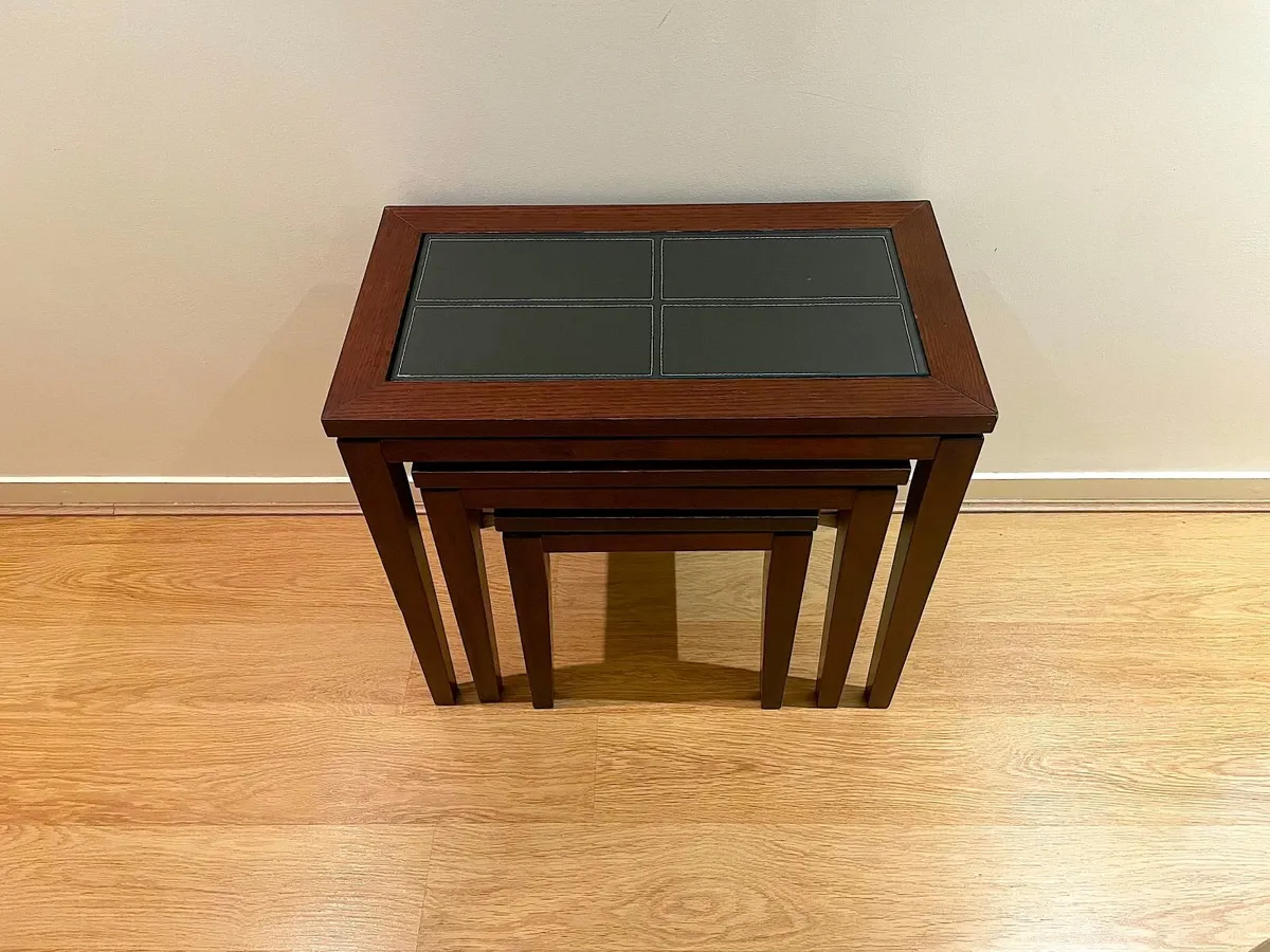 Nest of 3 tables - Image 3