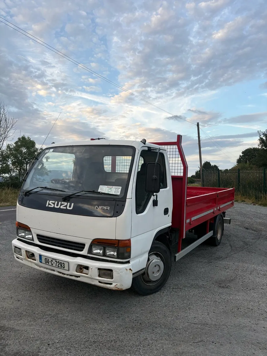 2004 Isuzu npr 6.2ton truck - Image 2