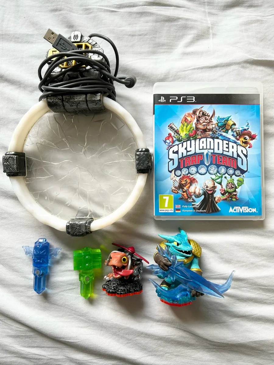 Mint PS3 Skylanders Trap Team (€55 total posted)