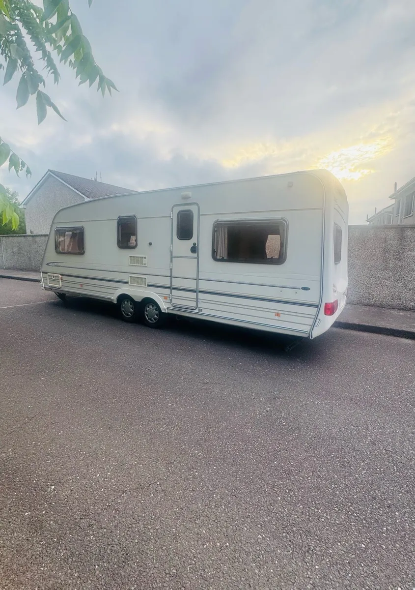 Swift Sterling twin axle touring caravan for sale - Image 3