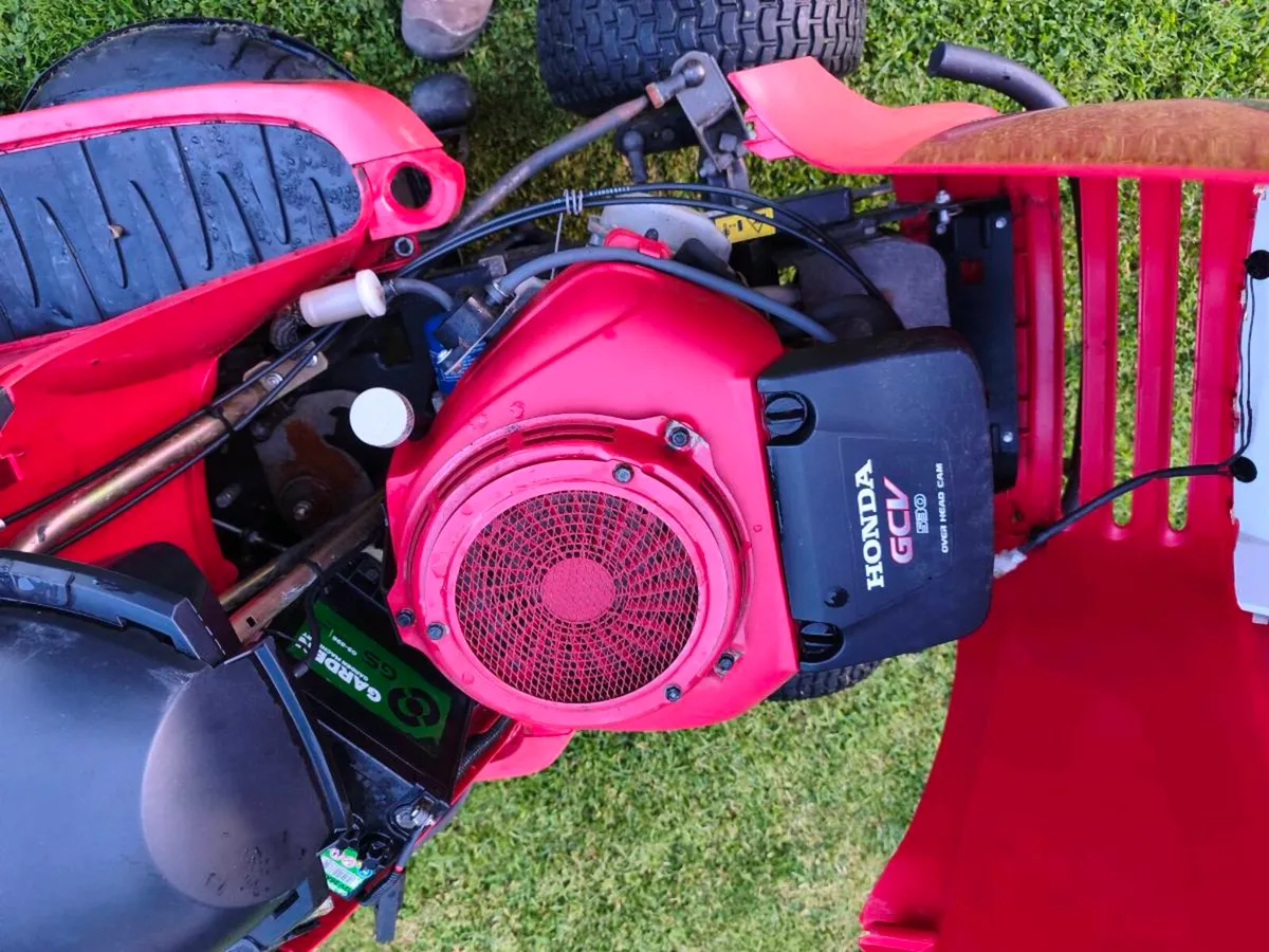 Ride on mower - Image 2