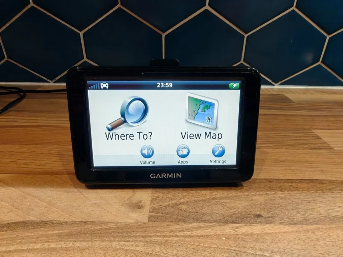 Garmin 2495LM sat nav - 2026 All Europe map - Image 4