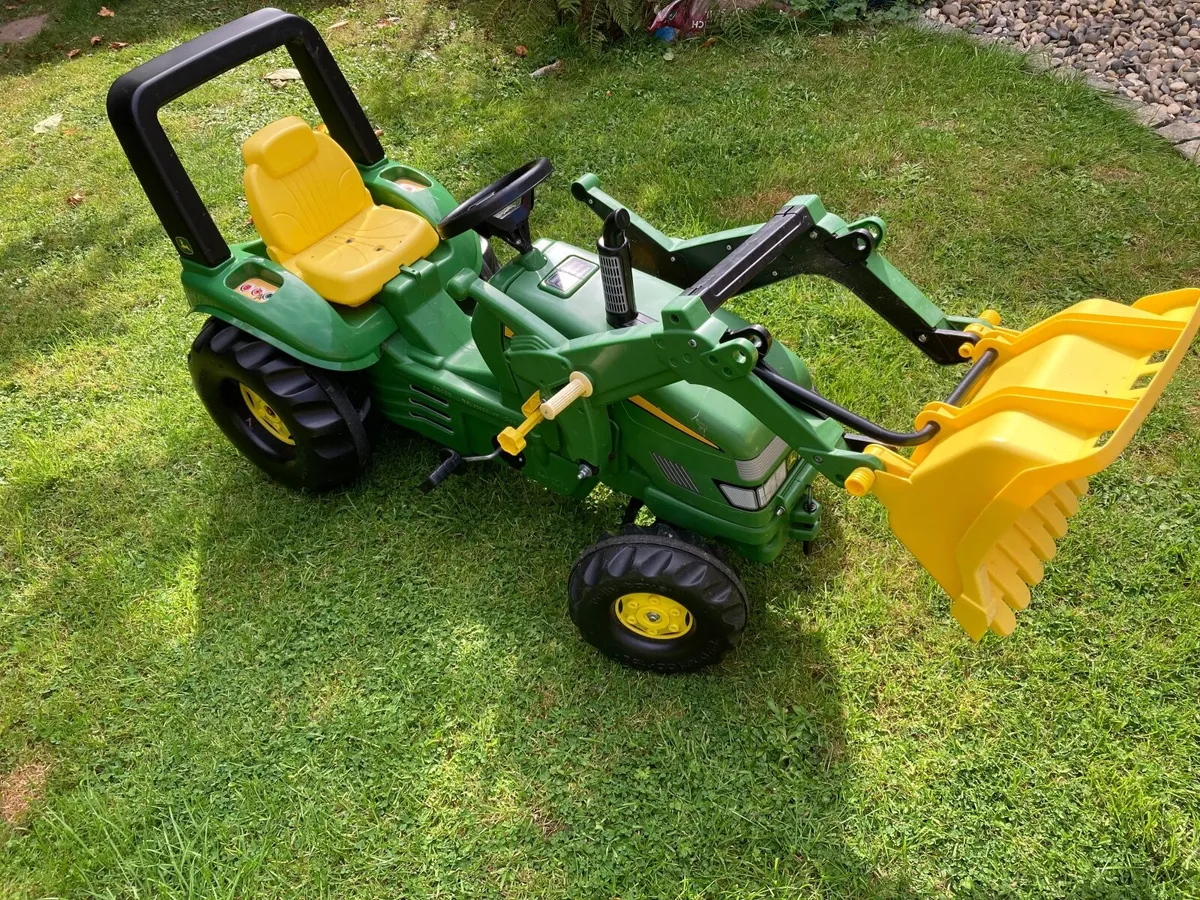 Ride on John Deere pedal tractor with front loader - Image 1