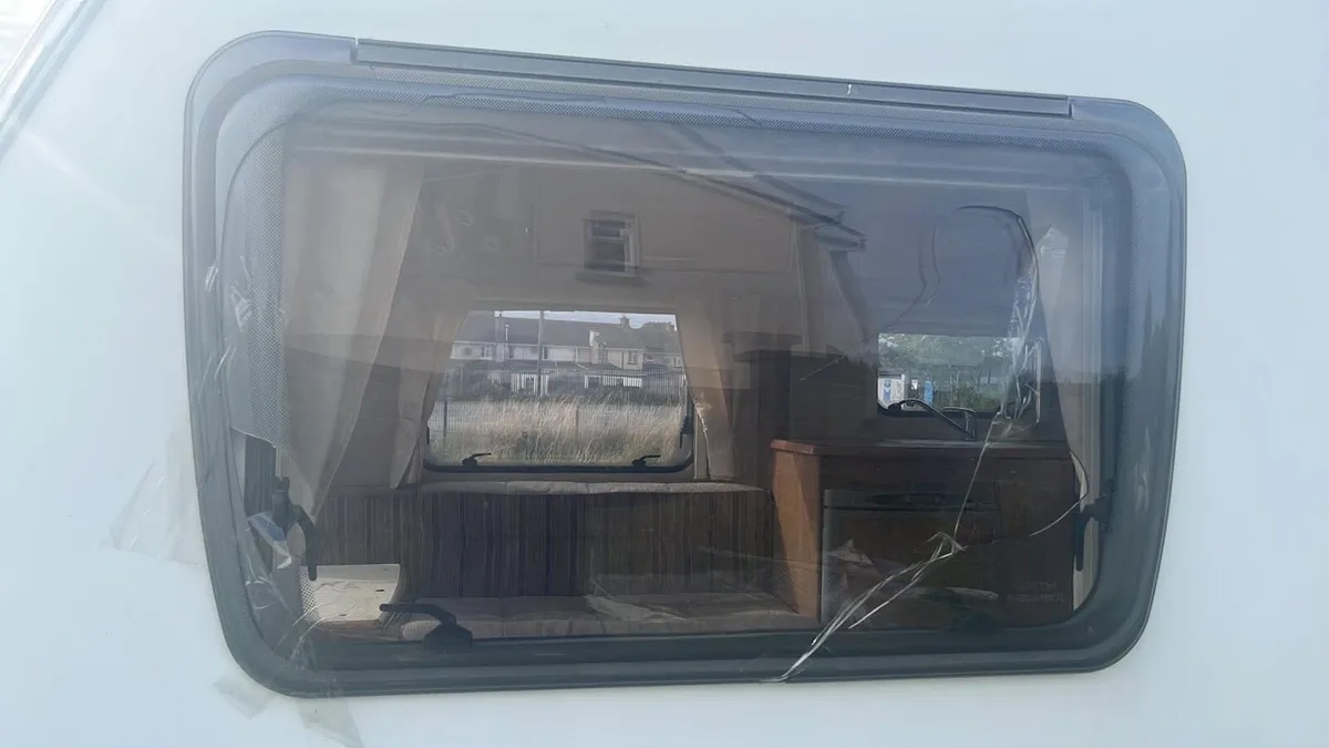 2008 swift caravn - Image 4
