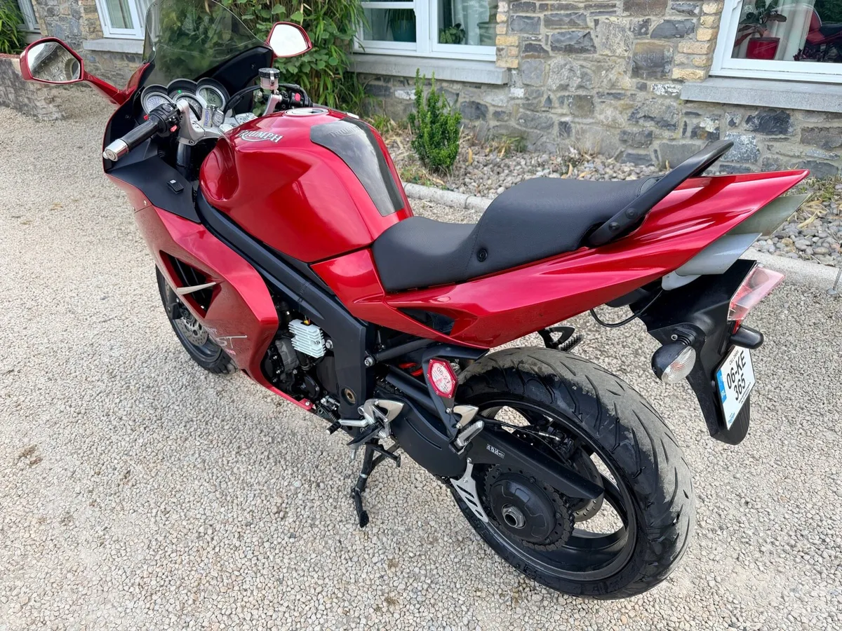 Triumph Sprint ST 1050 - Image 2