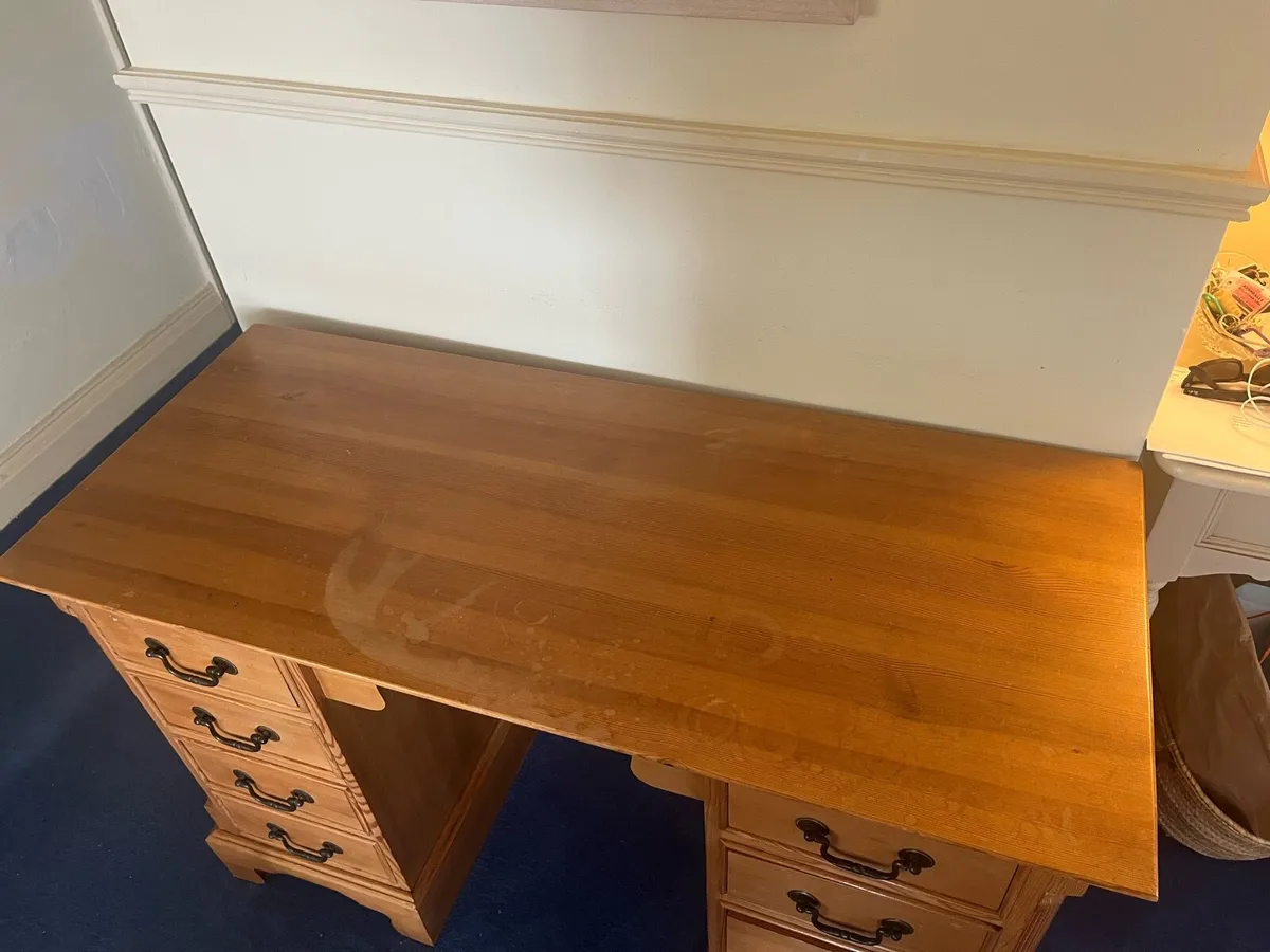 Pine dresser - Image 3