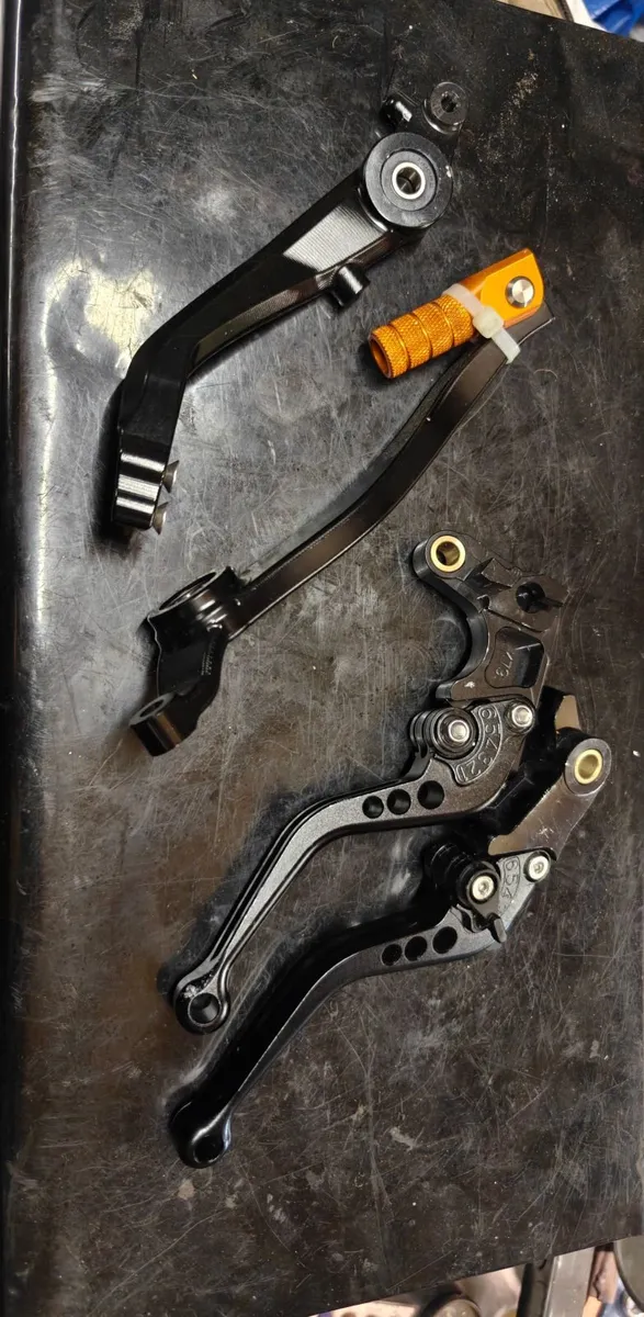 KTM Adventure 890 - Image 3