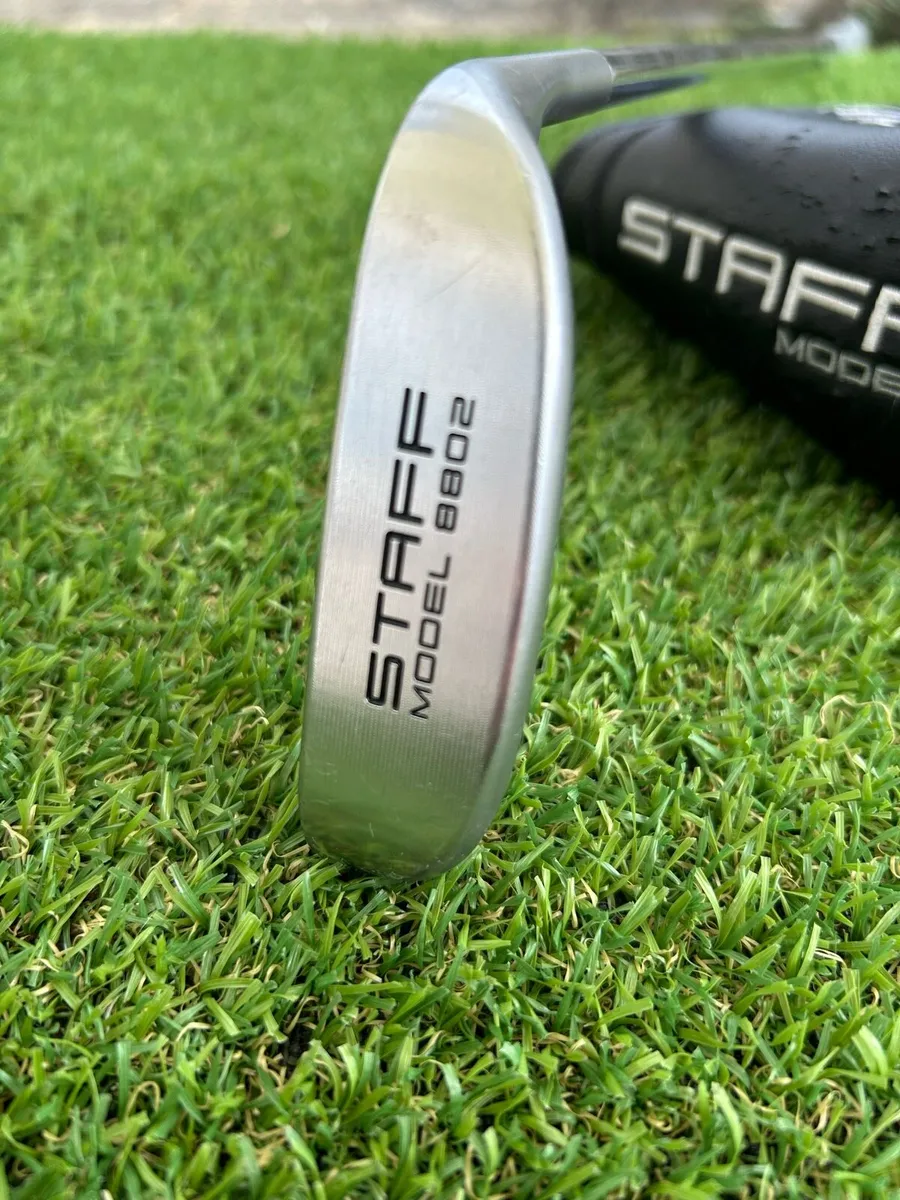 Wilson Staff Model 8802 Putter - Image 1