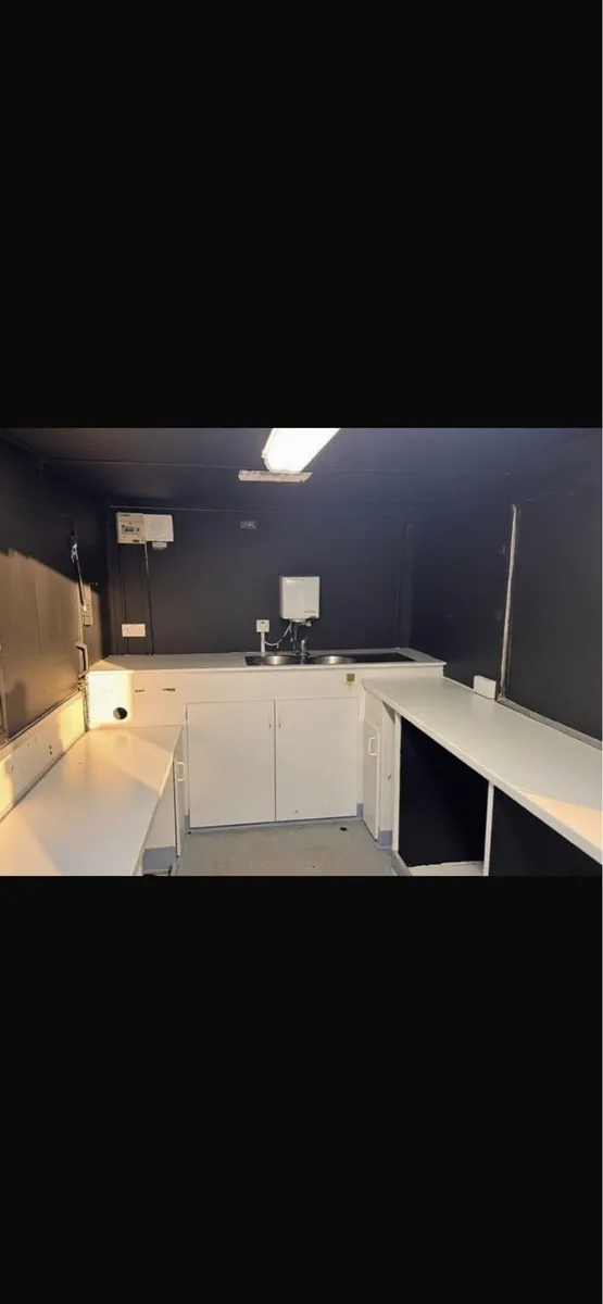 Food trailer - Image 4