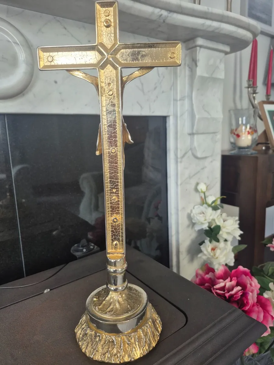 Crucifix/Cross - Image 2