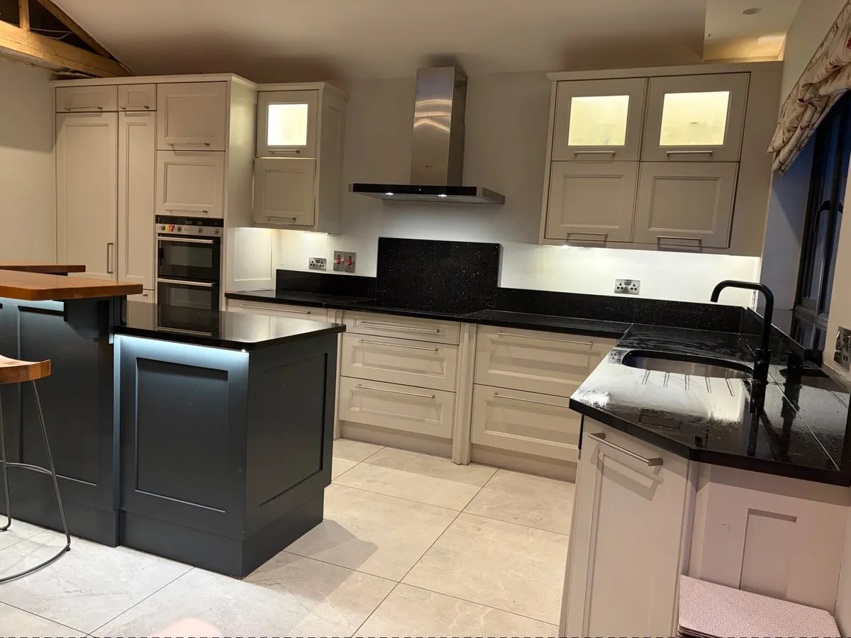 Kitchen - Image 4