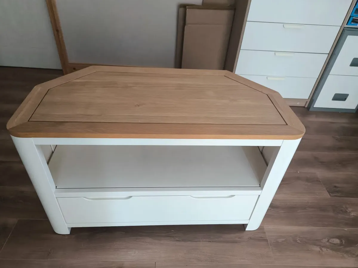 Corner TV Unit - Image 2