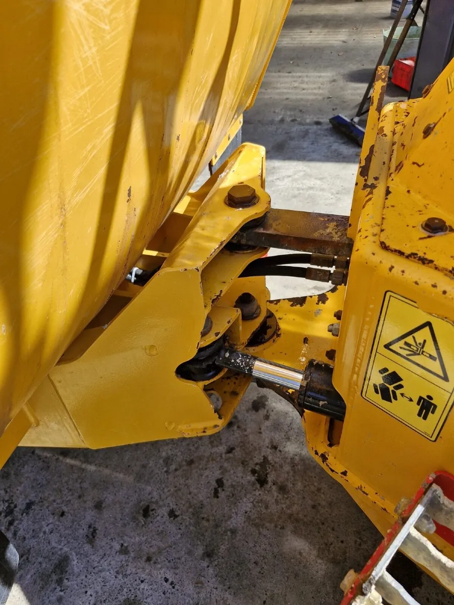 3 ton dumper - Image 2