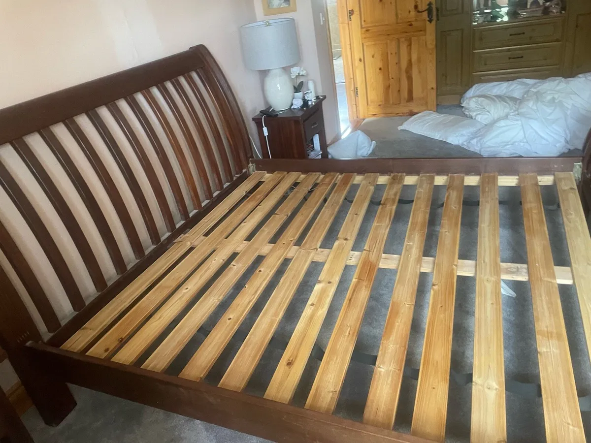 King size oak bed with 2 locker - Image 3