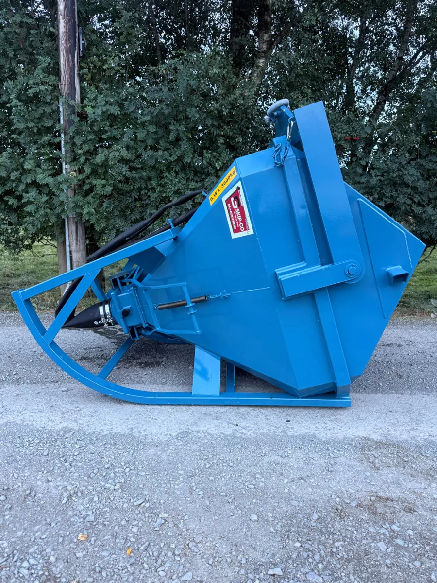 Concrete Skip - Image 1