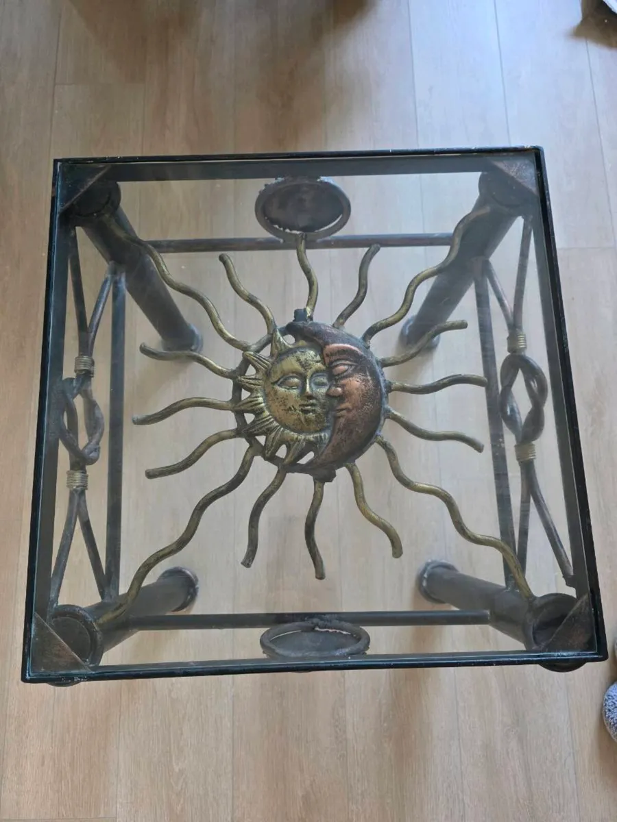 Coffee table - Image 1