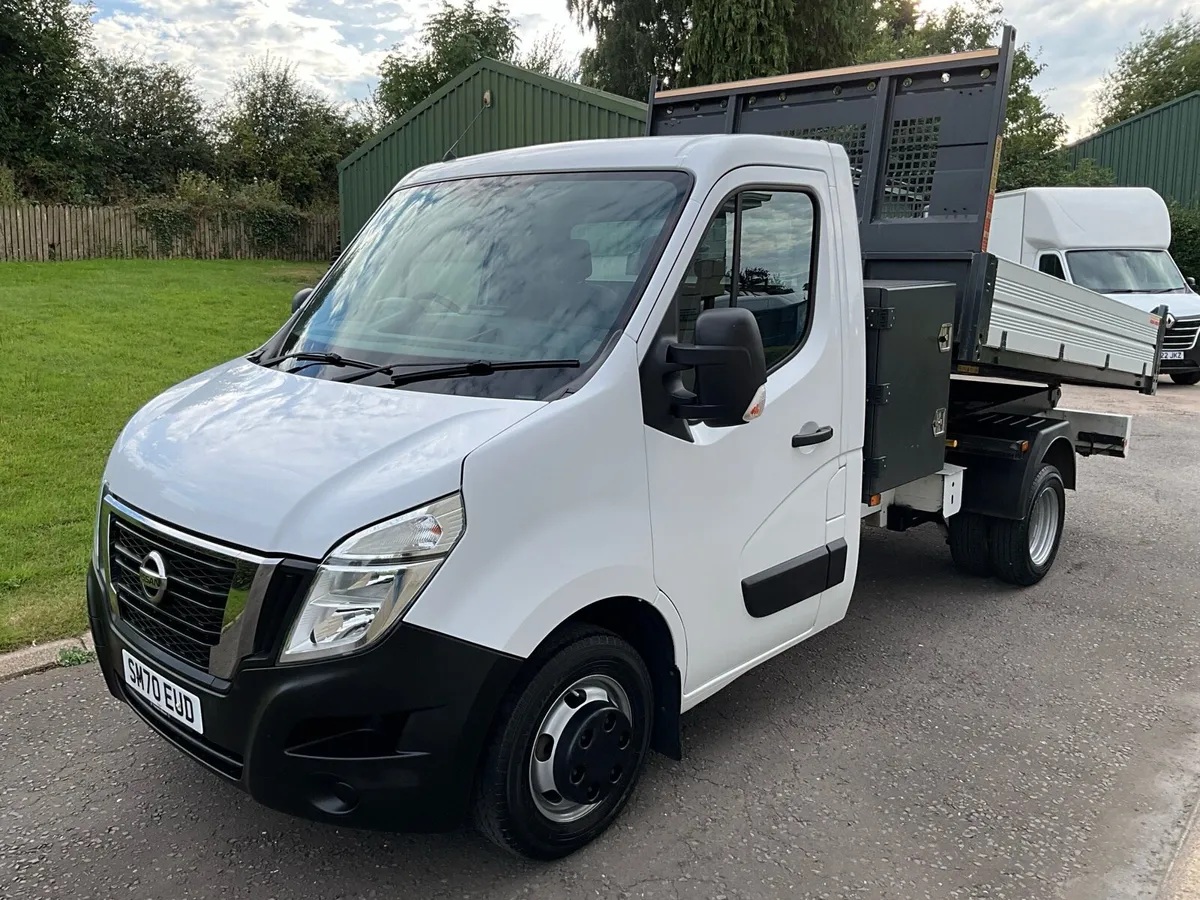 2020 Nissan NV400 Acenta 2.3 DCI Tipper - Image 2