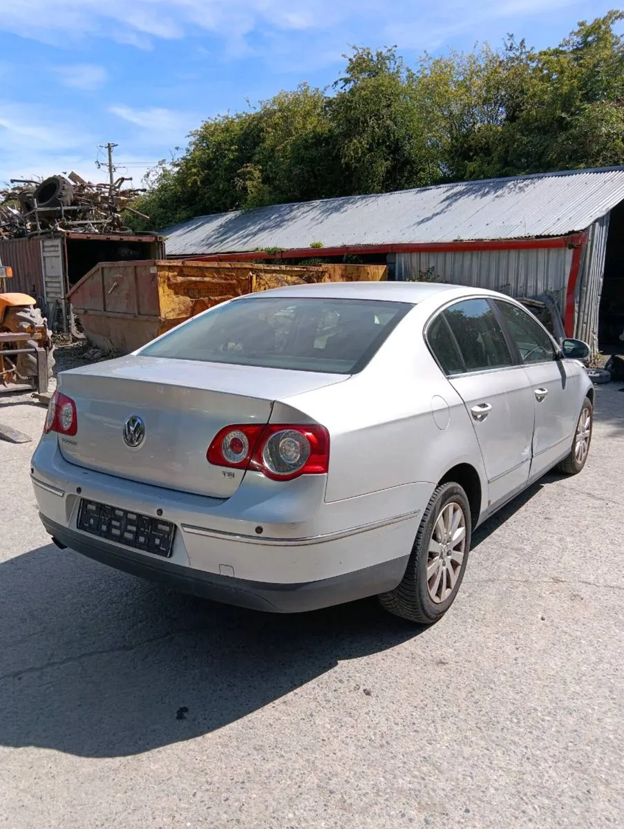 Breaking vw Passat 2008 diesel - Image 4