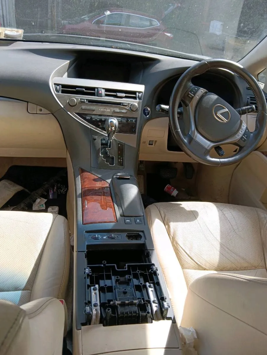 Breaking lexus Rx 450h 2014 - Image 2