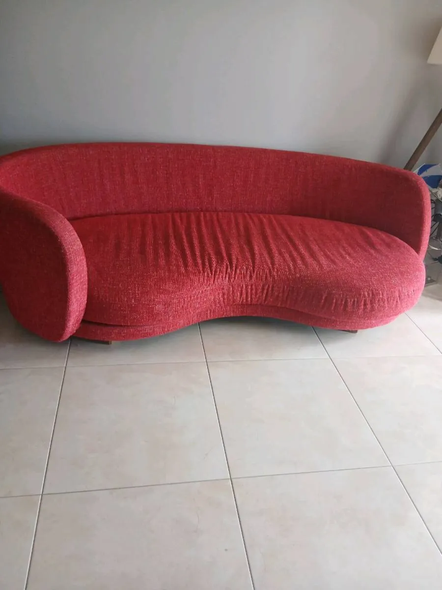 ♡♡Red fabric couch♡♡ - Image 1