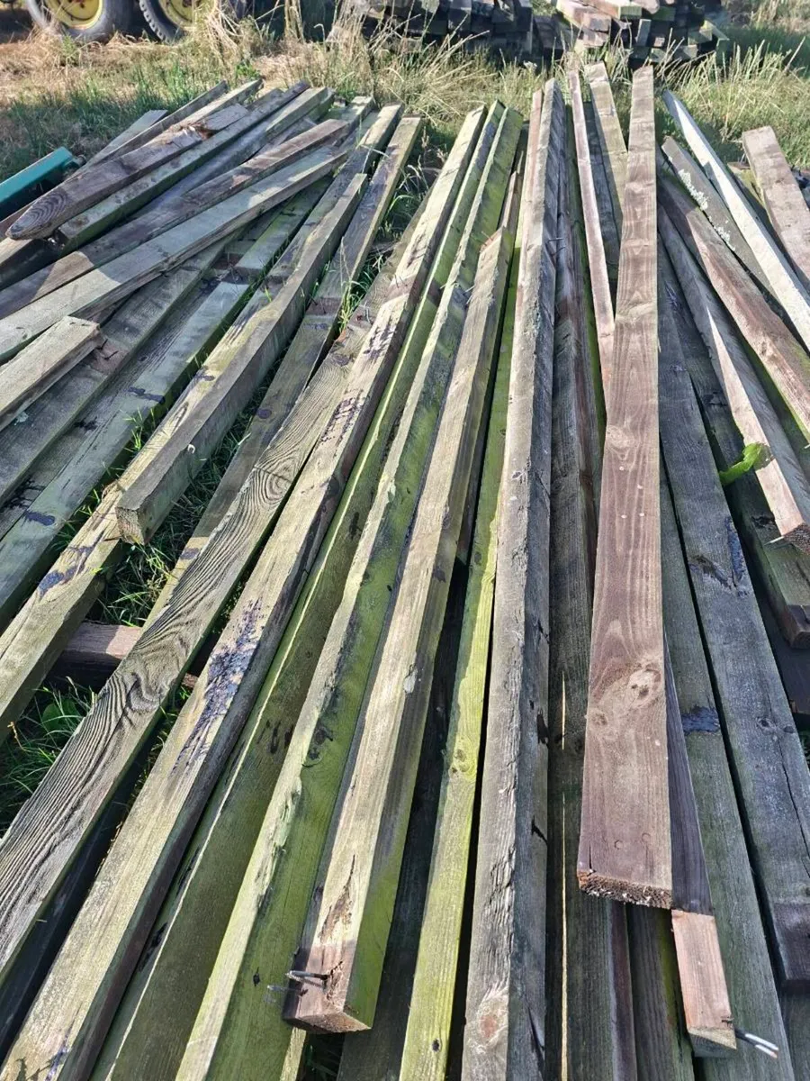 Post and rail fencing - Image 3