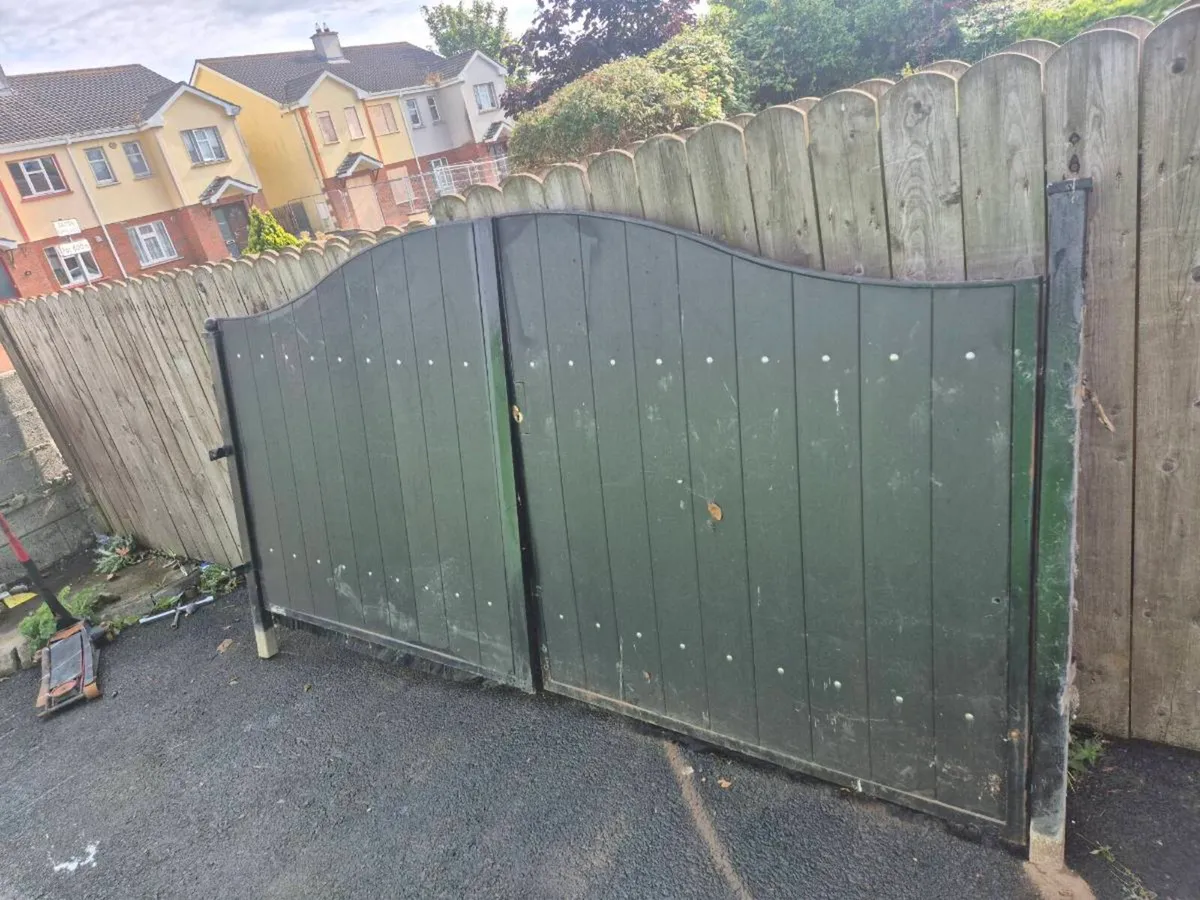Driveway gates - Image 1