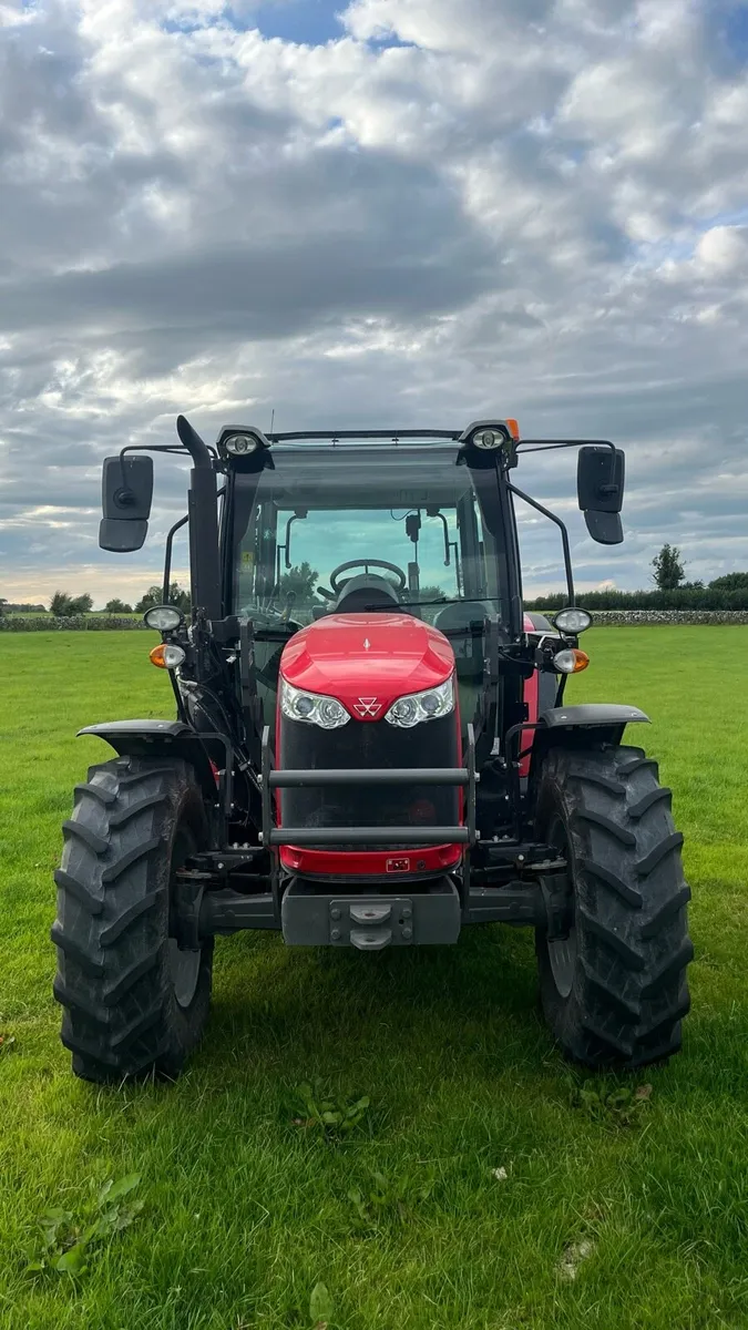 Massey Ferguson 4709 - Image 2