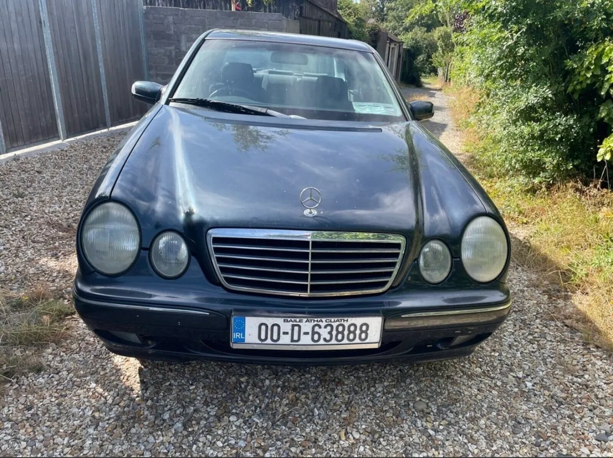Mercedes E240 V6 NCT 8/27 only 98.000 miles - Image 2