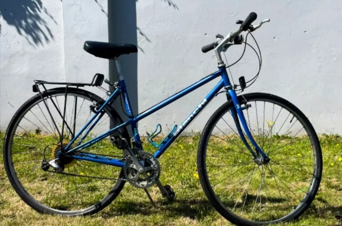 Ladies Bianchi - €100 no offers - Image 3
