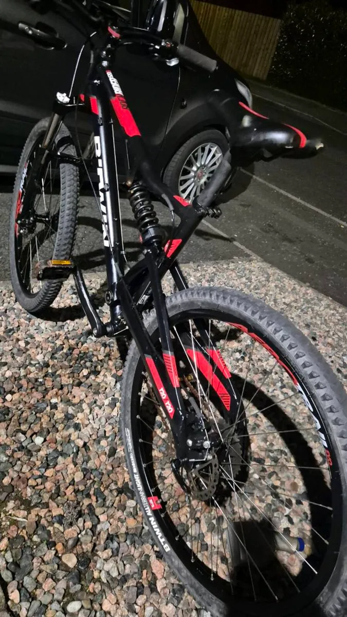Btwin rock rider 27.5 wheels mtb bike - Image 2