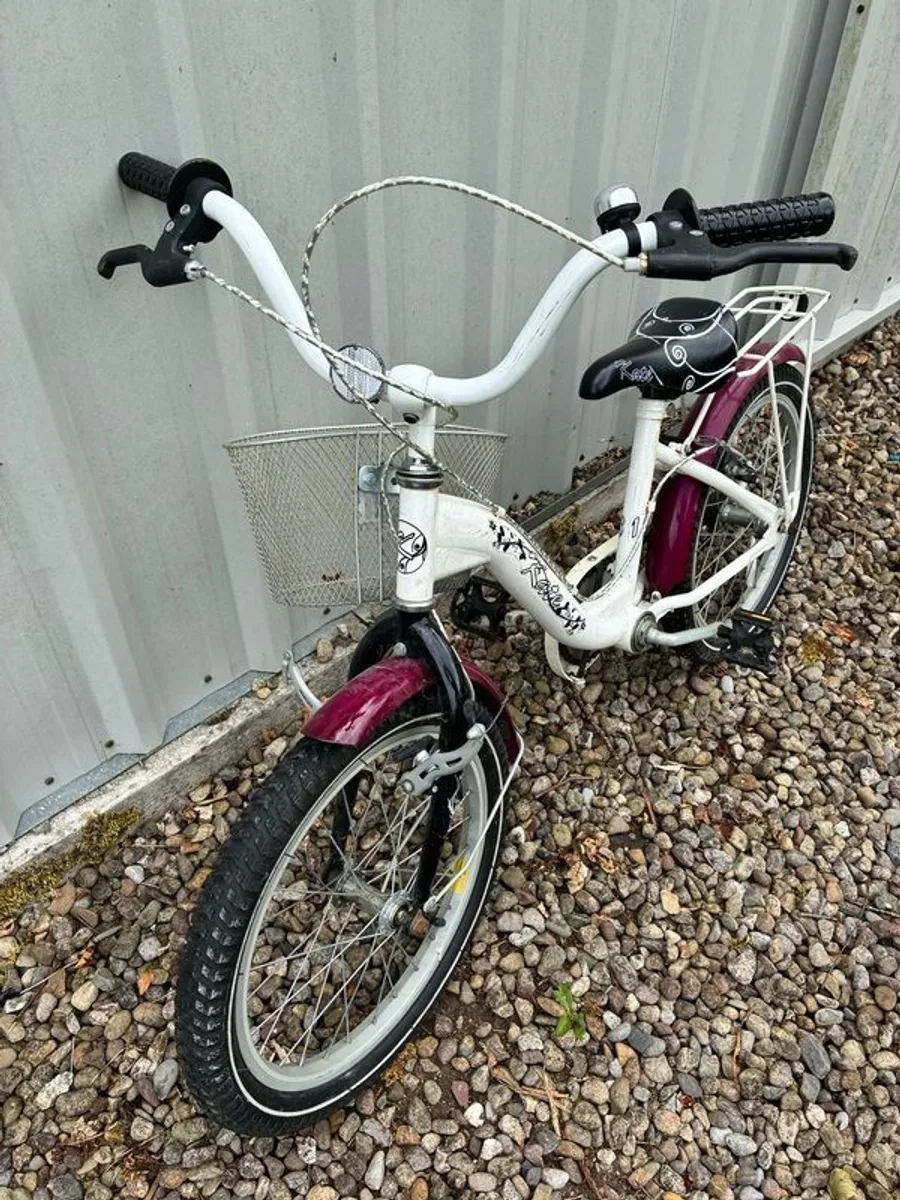 Kate Girls 18 inch Bike Smyths - Image 2