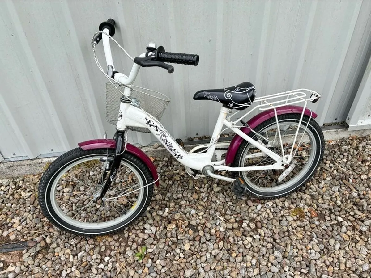 Kate Girls 18 inch Bike Smyths - Image 3