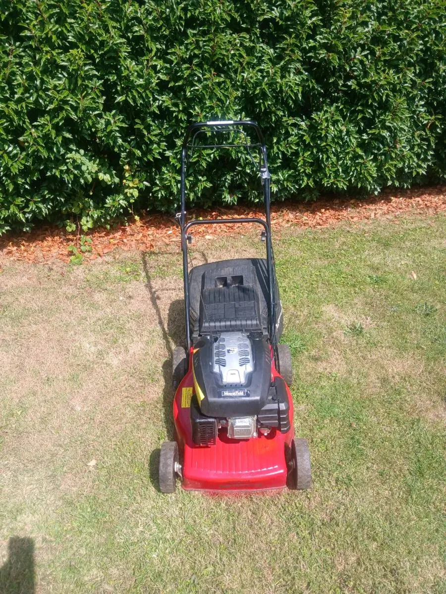 Mountfield  RM 45 Self Drive Lawnmower - Image 2