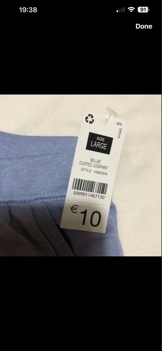 Ladies BNWT bottoms size L €5 - Image 3